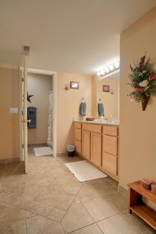 Hammer Creek Hideaway 2*